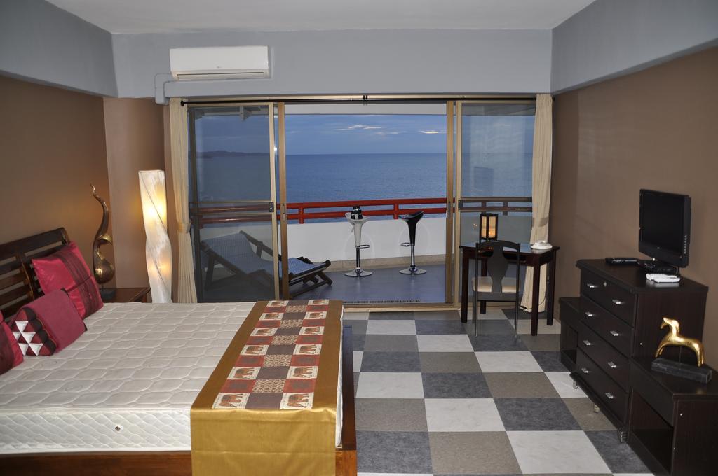 Sunshine Beach Condotel Na Chom Thian Extérieur photo